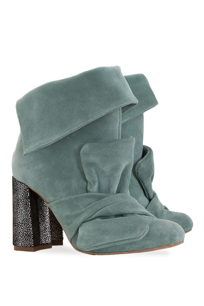 Suede ankle boots with bow Ana Kaloni image 1