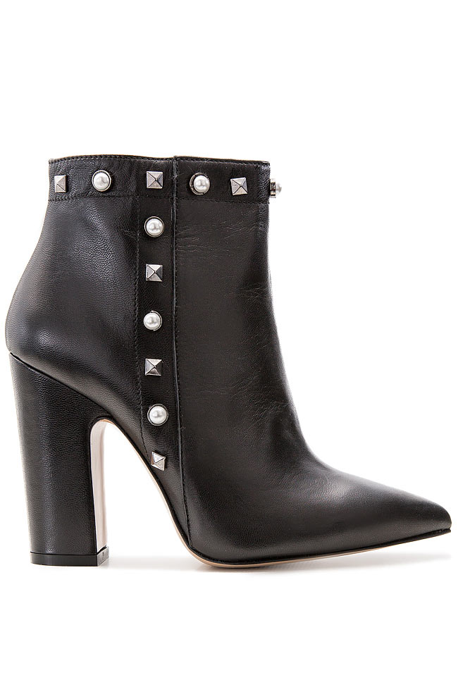 Leather boots with spikes Ginissima image 0