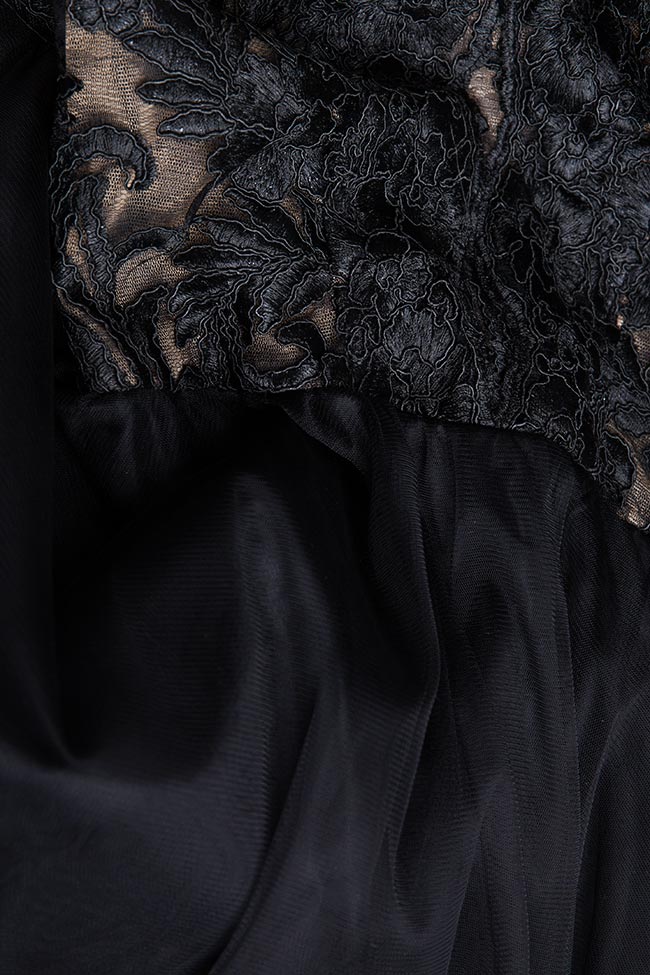 فستان من التول ذو اضافات من الدانتيل لوف لوف image 4