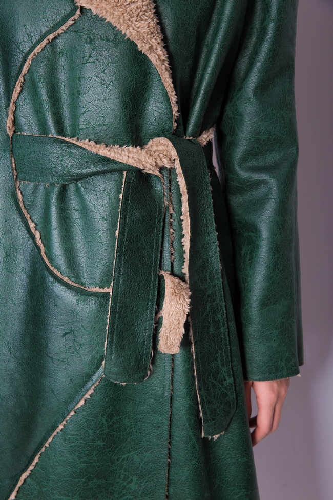Manteau imitation cuir à fourrure écologique Daniela Barb image 3