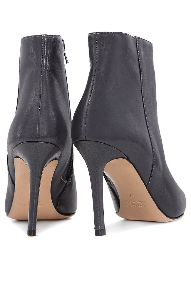 Leather ankle boots Ginissima image 2