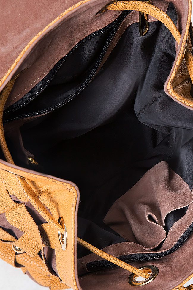  Petits sac à dos en cuir texturé Wisdom Backpack by Blanche image 4