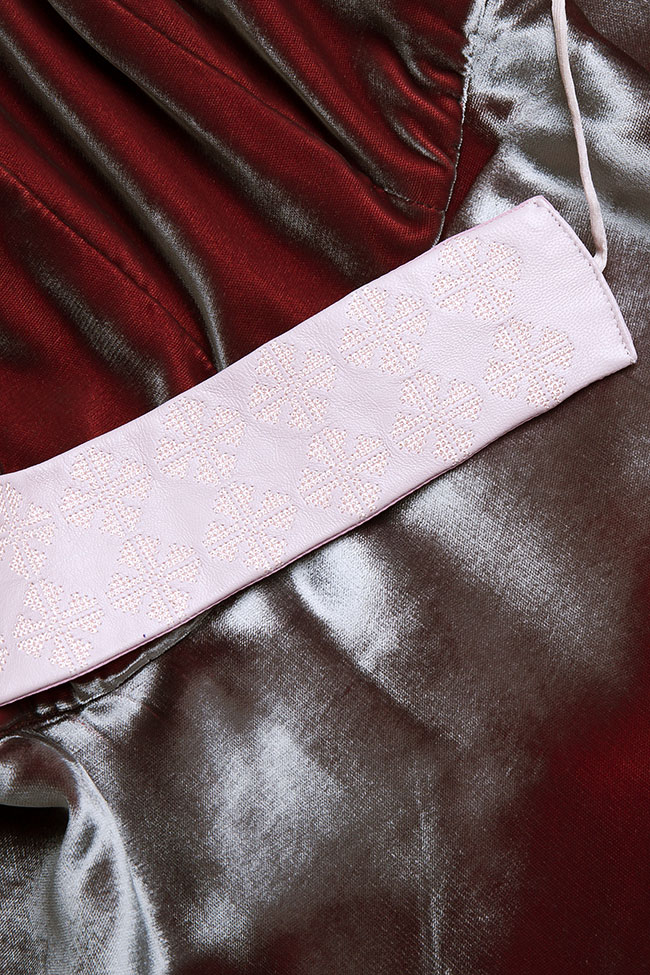 Robe en velours de soie, avec ceinture en cuir  Izabela Mandoiu image 4