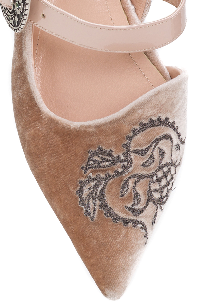Embroidered velvet and leather mules Ana Kaloni image 3