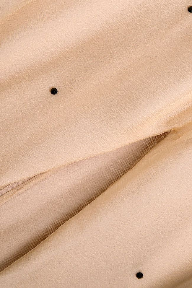Robe en mousseline de soie, avec applications Manuri image 4