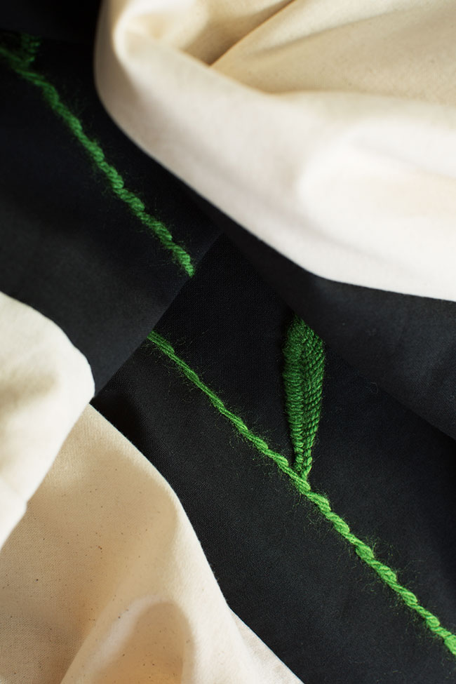 Robe asymétrique en coton, brodée à la main Nicoleta Obis image 4