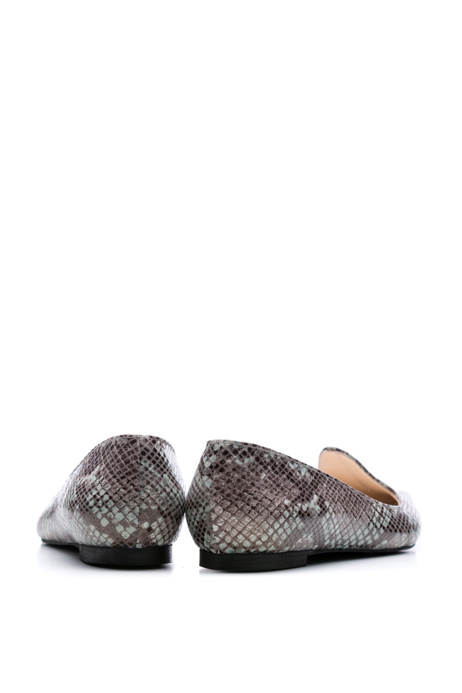 Snake-effect leather slippers Ana Kaloni image 2