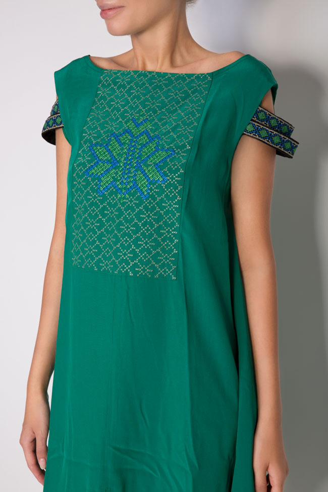 فستان قصير من الحرير مع اكتاف بارزة ماريسيا image 4