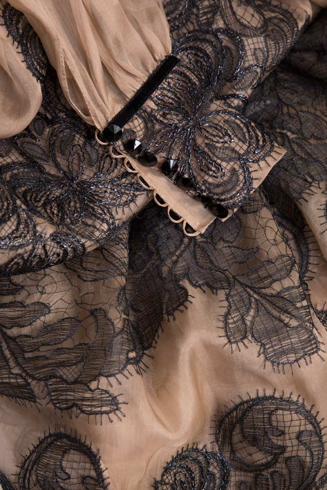Robe en organza de soie et dentelle Amadeea Cosmina Englizian image 4