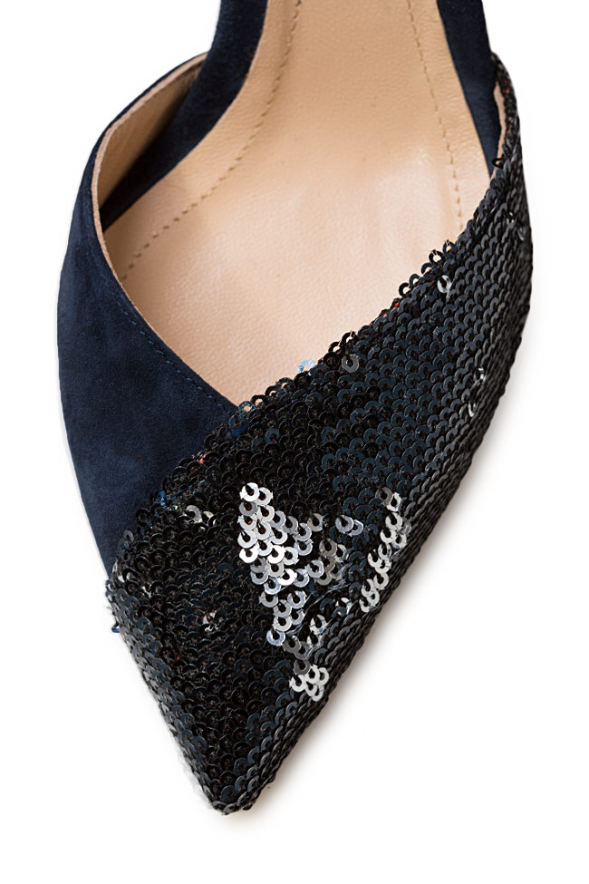 حذاء من الجلد المقلوب و الترتر  هانامي image 3
