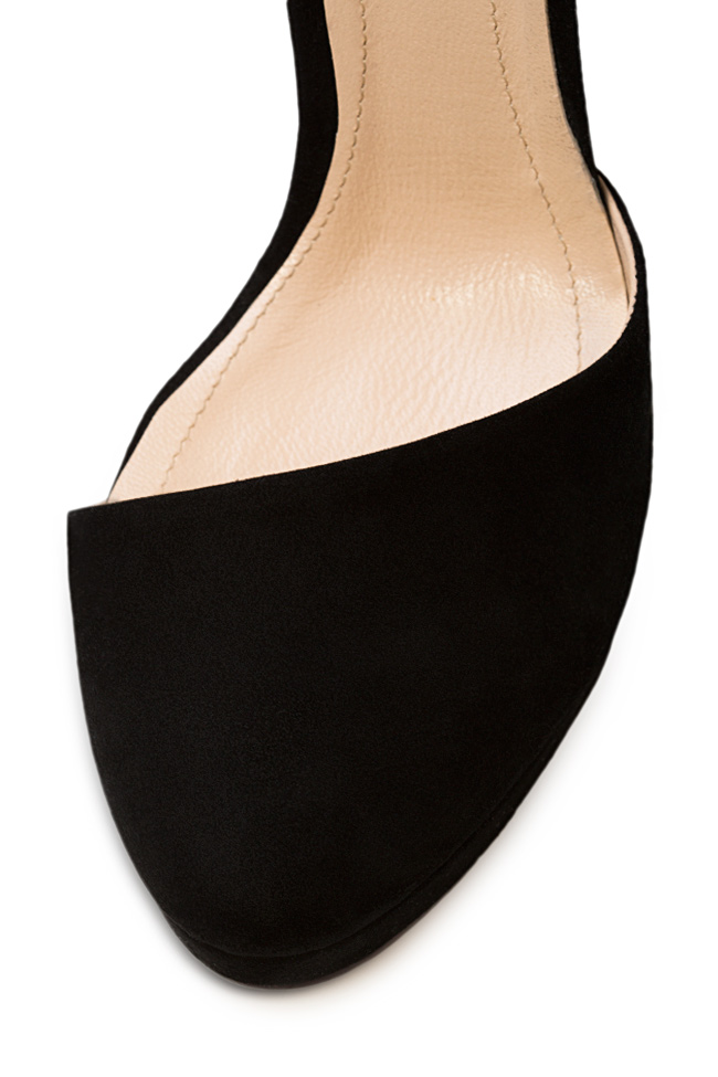حذاء مصنع من الجلد المقلوب مع اظافات هانامي image 3