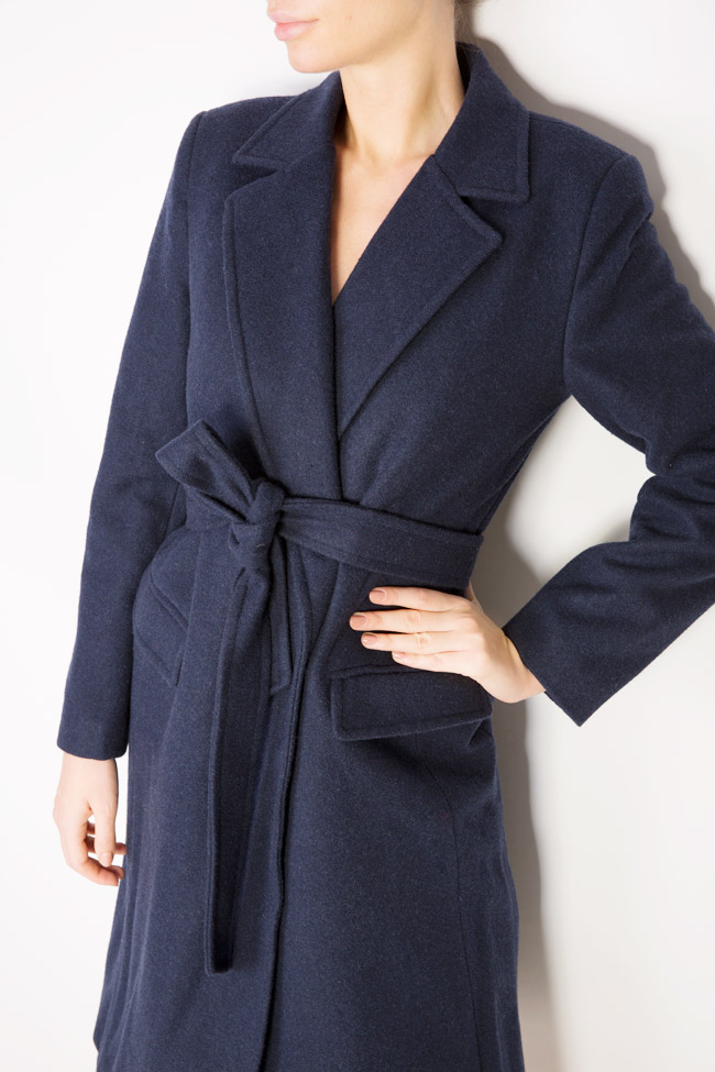 Manteau en étoffe de laine avec cordon Mariana Ciceu image 3