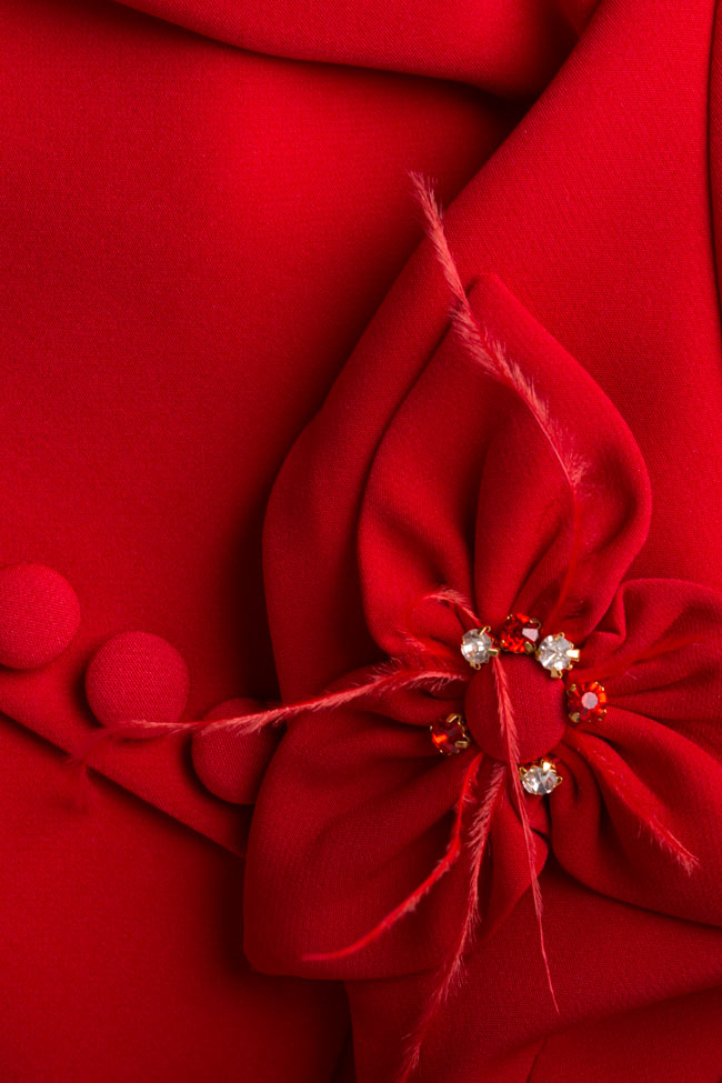 Rochie din crep cu nasturi si aplicatii florale Mariana Ciceu imagine 4