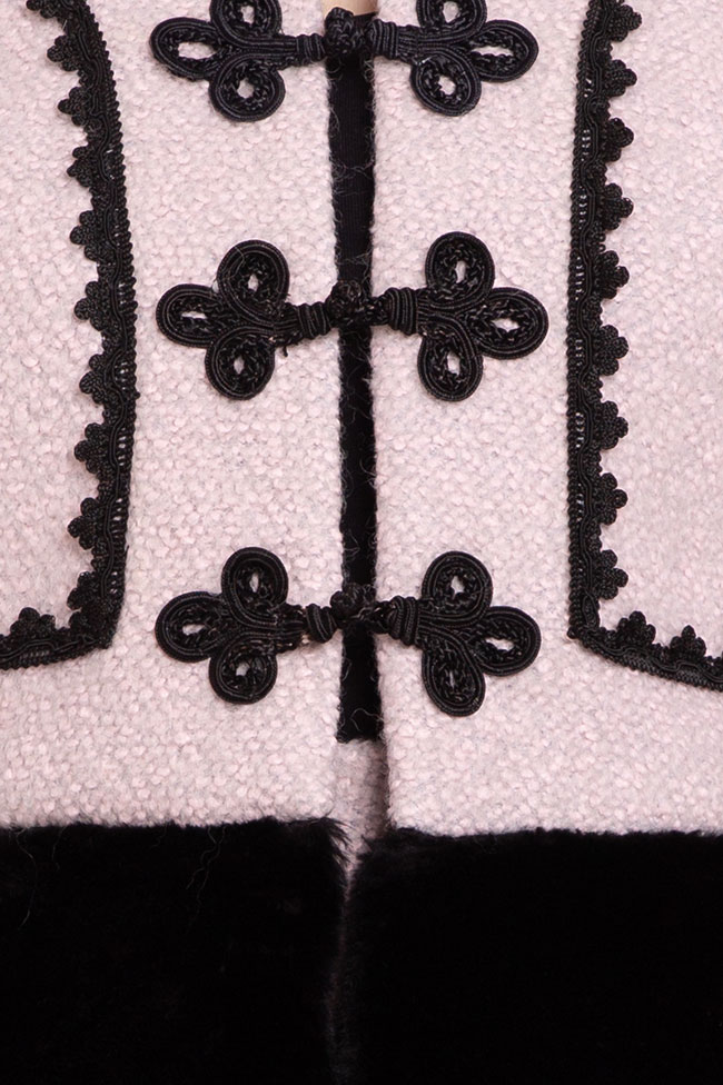 Costum din lana roz cu negru Iiana imagine 2