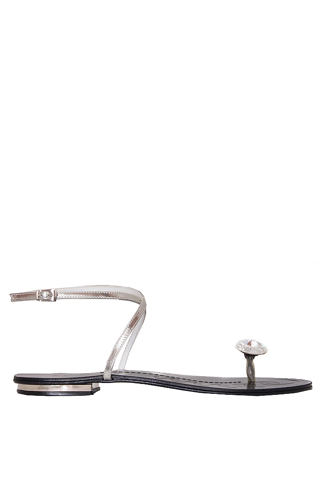 Sandale din piele argintie cu cristal MIHAI ALBU SECOND HAND imagine 0